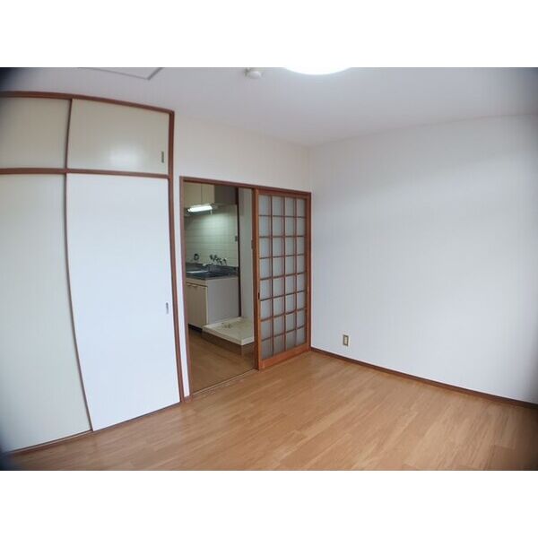 光ハイツ・杉本 室内写真1