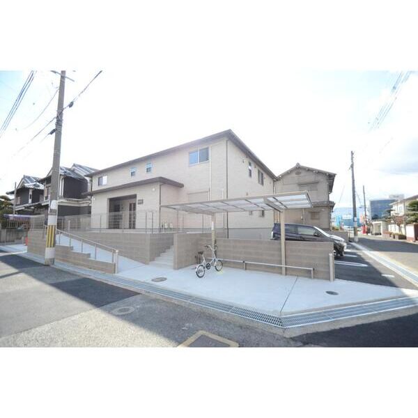 ヒルトップ U 建物画像