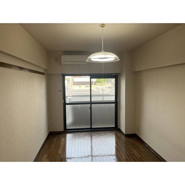 アーバンビル早川 室内写真1