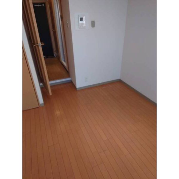 エステムコート御所南II 室内写真2