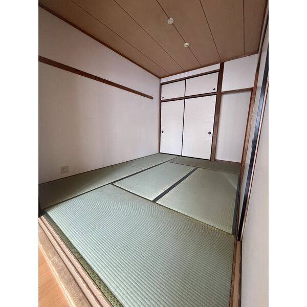 クレストヒルズ東山 室内写真2