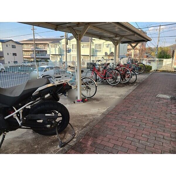 アレーゼF 室内写真9
