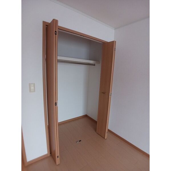 ソレイユ イズミⅠ 室内写真6
