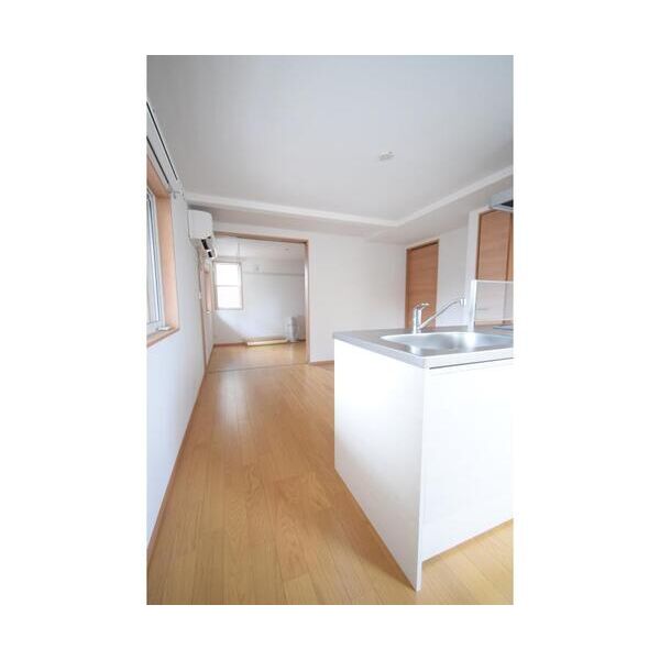 CONFORT MAISON 室内写真1