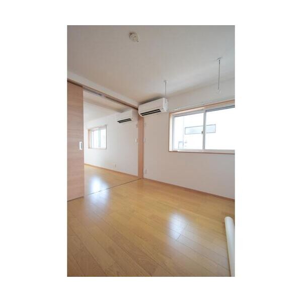 CONFORT MAISON 室内写真3