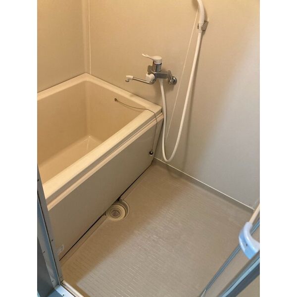 シャトー元町 室内写真5