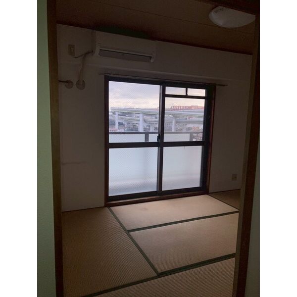 moco-06 室内写真6