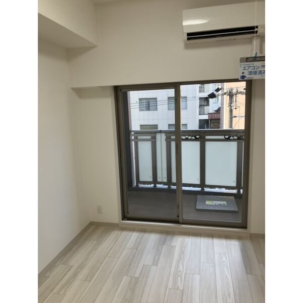 エステムコート梅田・茶屋町Ⅲネクスタ 室内写真1