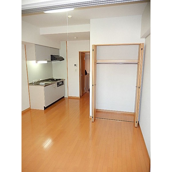ONE ROOF FLAT TENJINBASHI 室内写真2