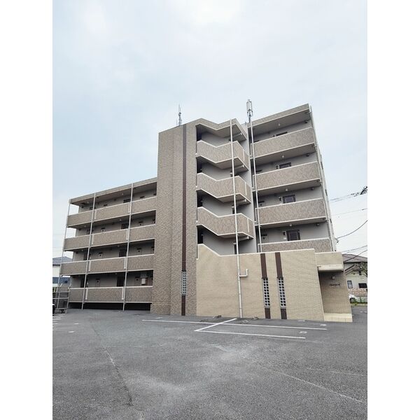 ヴィガラスM 建物画像