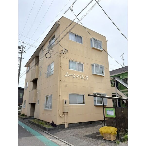 ムーンパレス 建物画像