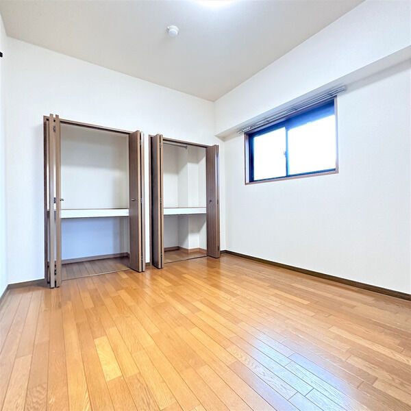 ロイヤル寿 室内写真3