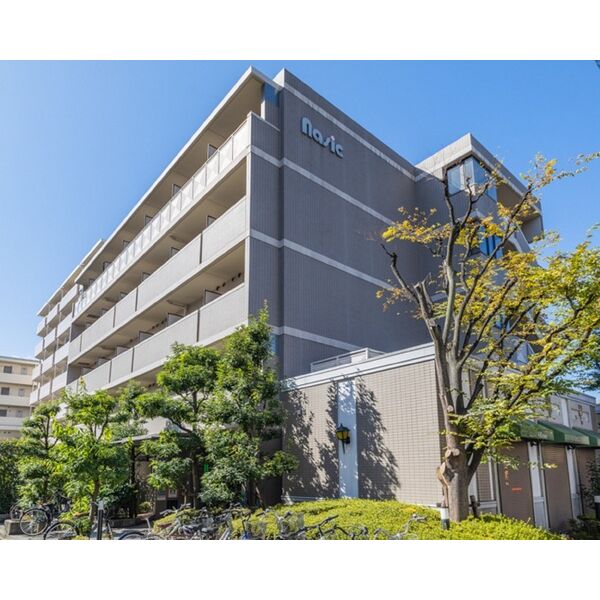 カレッジインエバグリーン 建物画像