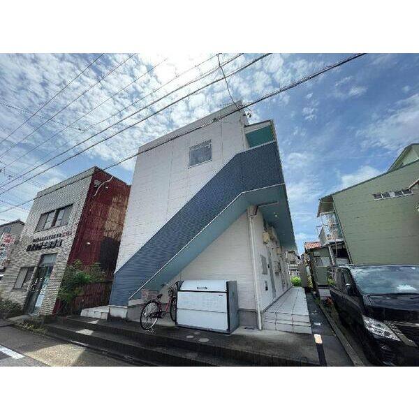 charmant 建物画像