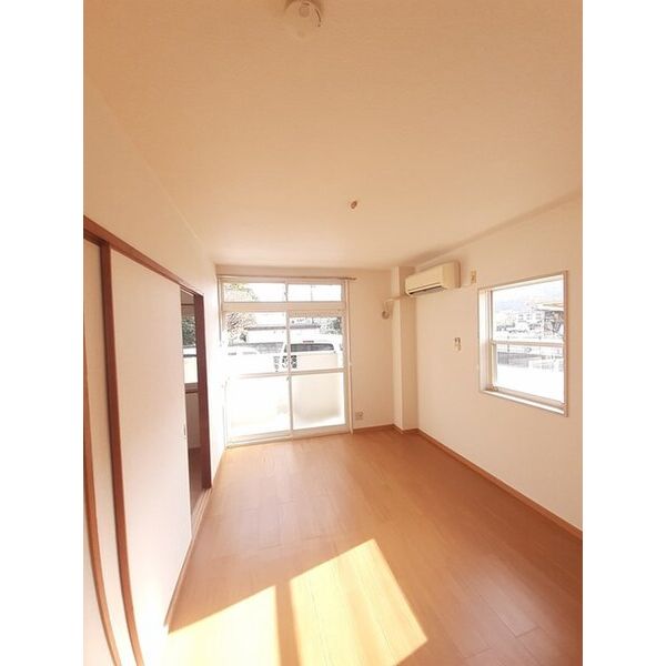 シャロル内原 室内写真1