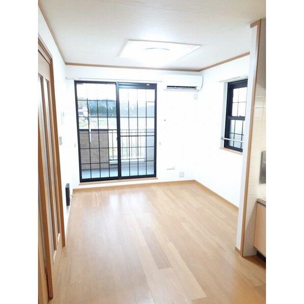 ティーフベルクB 室内写真1