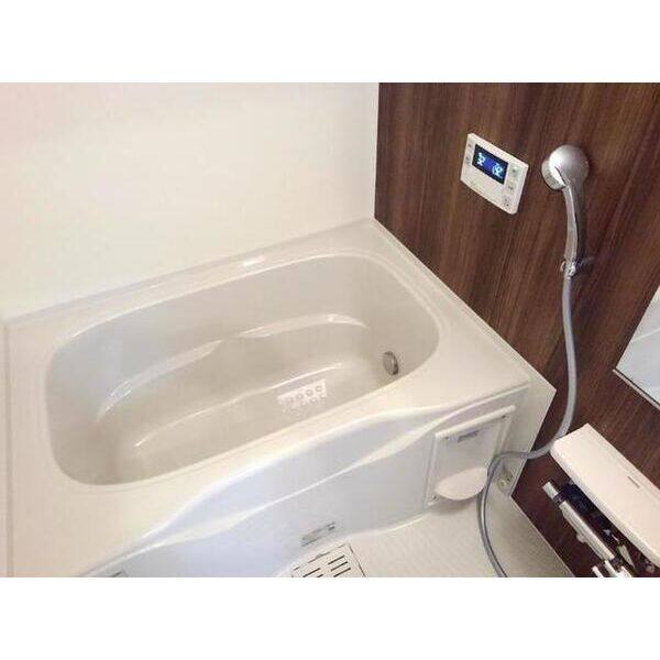シックス　ストーン 室内写真3