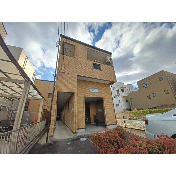 ソフィア 105 建物画像