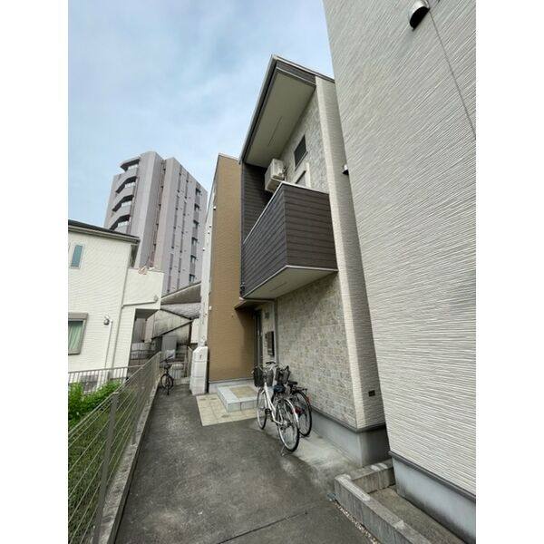 ハーモニーテラス広住町 建物画像