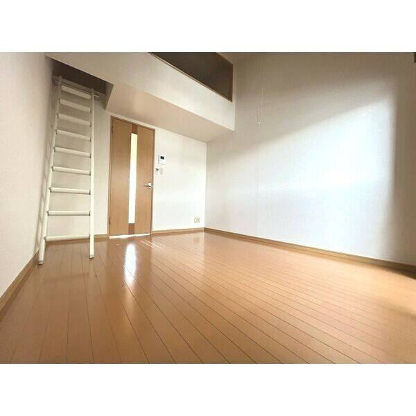 LIBERTY COURT 室内写真3