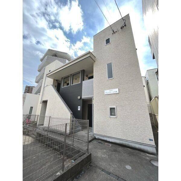 ヴェリテール本陣 建物画像