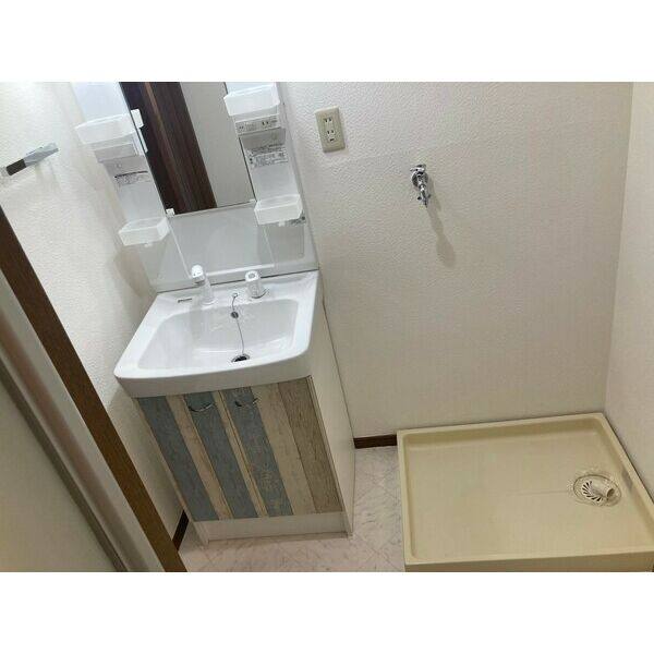 エムズハウス八社 室内写真3