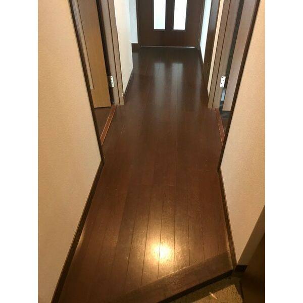 桃山ガーデンヒルズ 室内写真1