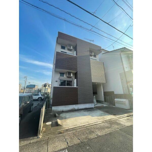 ミリオン中村本町 202 建物画像
