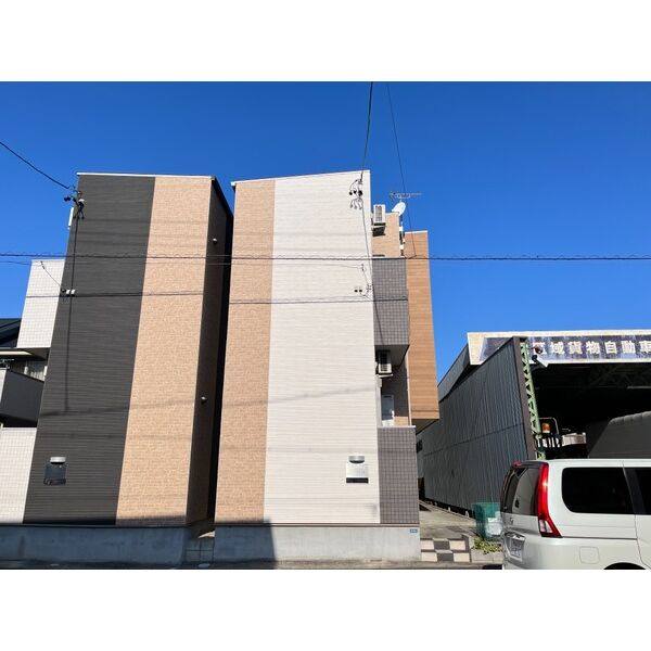 イデアーレ尼ケ坂 建物画像