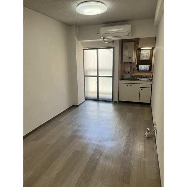 大国町ハイツ 室内写真2
