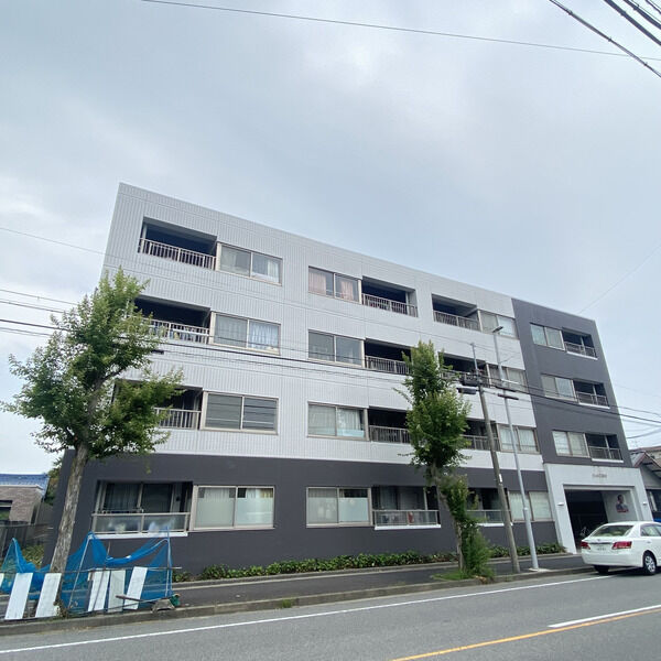 ジュネス城町