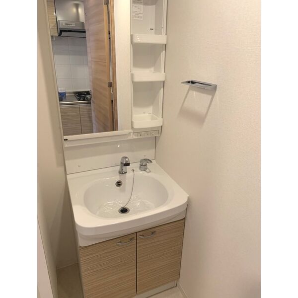 プライムアーバン御堂筋本町 室内写真3
