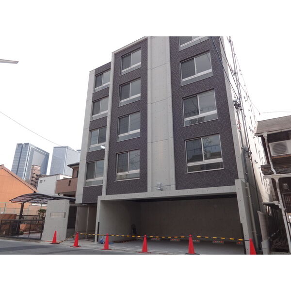 LUORE名駅 建物画像