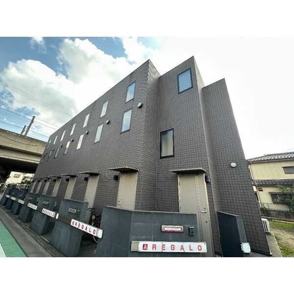 レガーロ千葉中央 建物画像