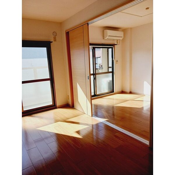 ドミール加佐 室内写真2