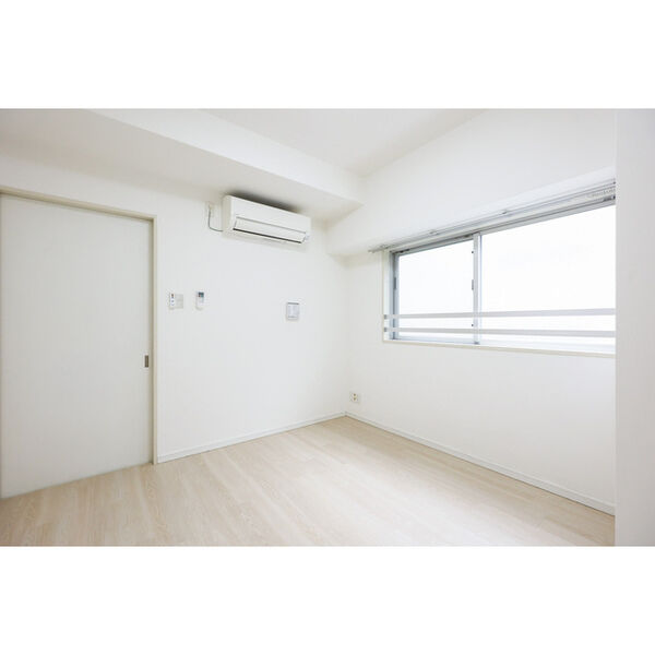 ルクレ堺筋本町レジデンス 室内写真2