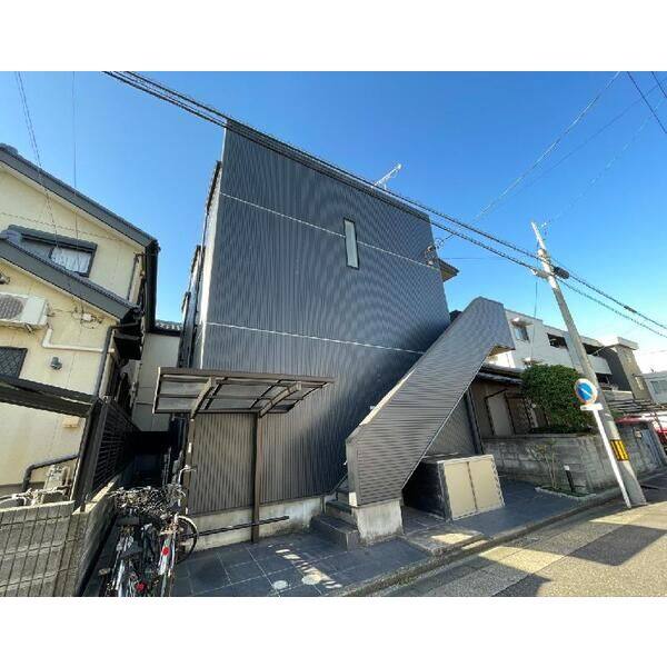 Lucie鳴海(ルシエナルミ) 建物画像