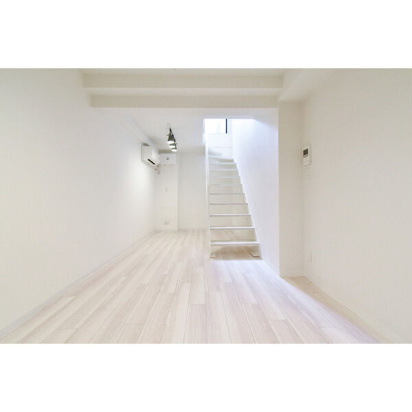 LEGALAND早稲田南 室内写真2