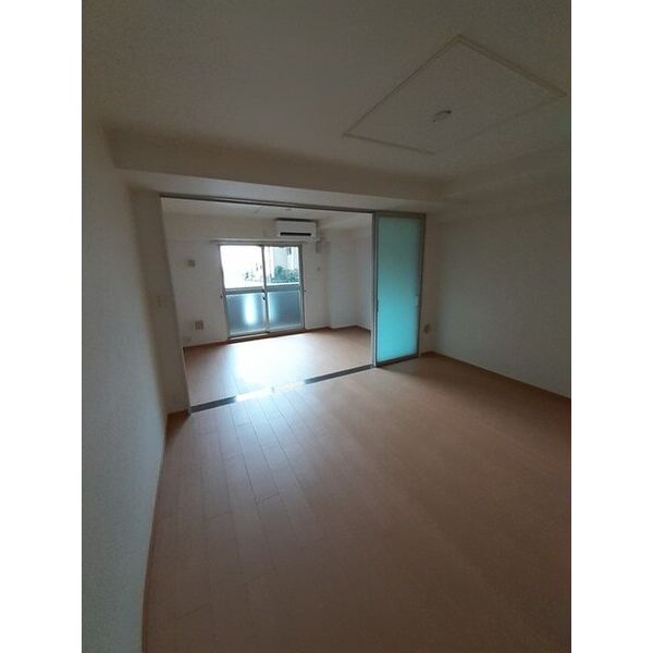 Forest Hills 室内写真1