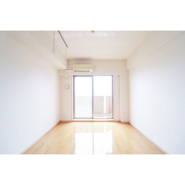 Gramercy Nipponbashi 室内写真1