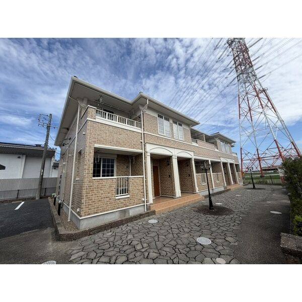 フォー シーズンズ 建物画像