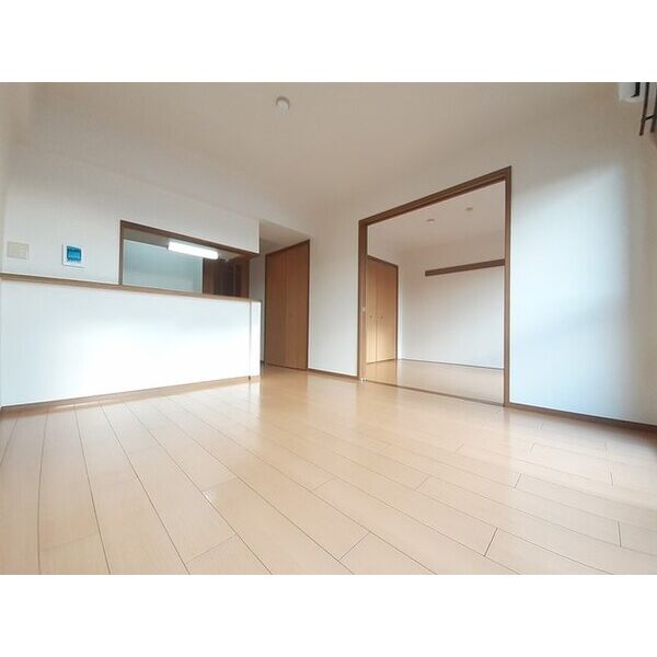 ラフィーネ弐番館 室内写真1