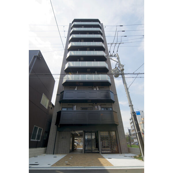 N°77UMEDA