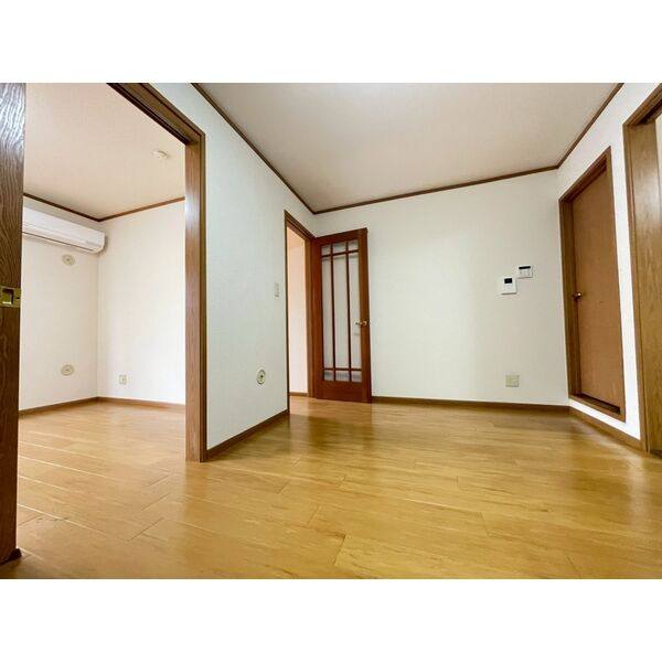 ユートピア次木 B 室内写真10