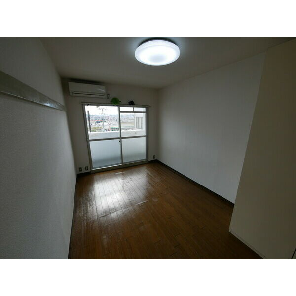 TO BE LIVING SAWADA 室内写真1