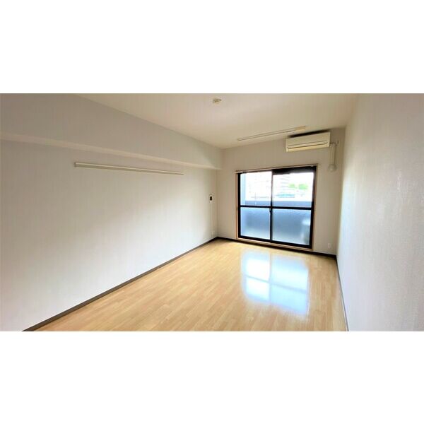 CASA SHIKO 室内写真1