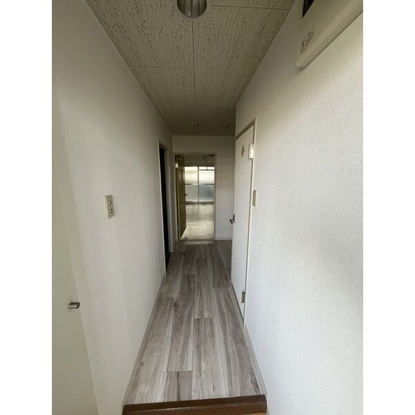 クラージュハイツ 室内写真1