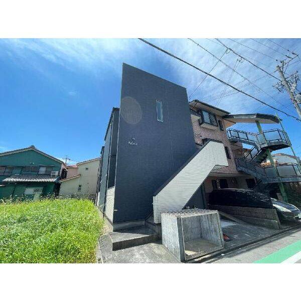 Adonis(アドニス) 建物画像