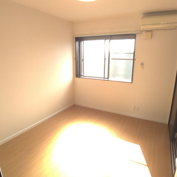 ドルミティーナ田園調布 室内写真1