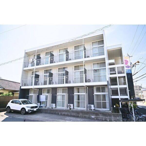 ピオニエ川名 建物画像